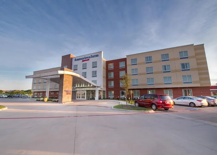 Fairfield Inn & Suites By Marriott Dallas Plano North