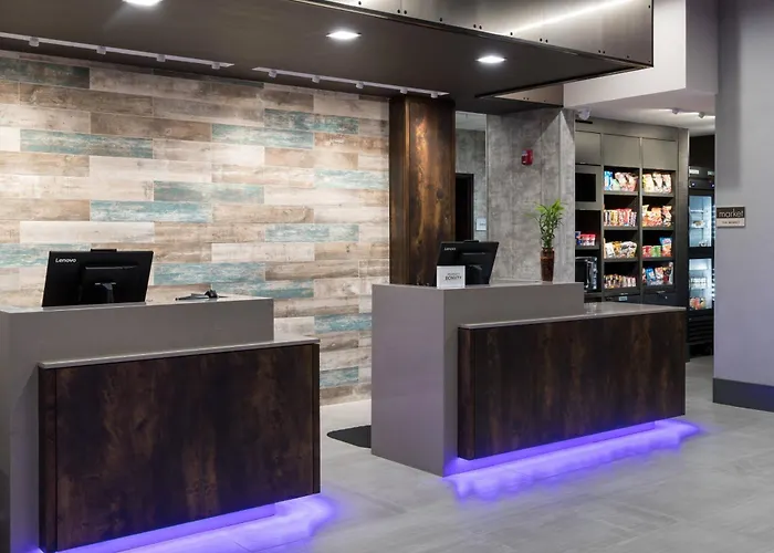 Courtyard By Marriott Houston Heights/I-10 Hotel