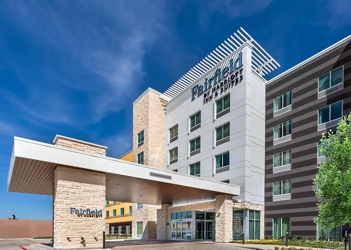 Fairfield Inn & Suites Houston Memorial City Area