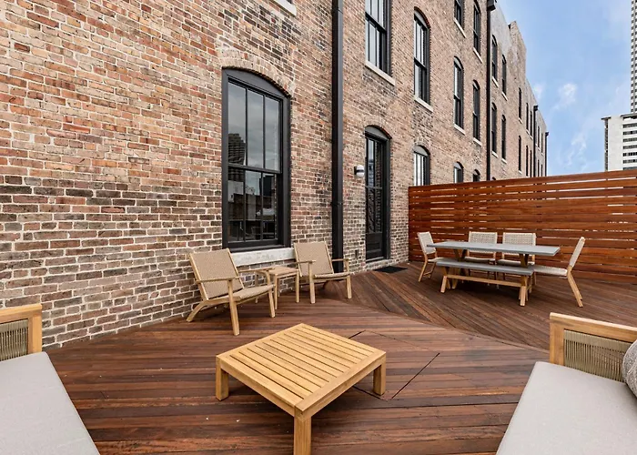888 Baronne Villa New Orleans