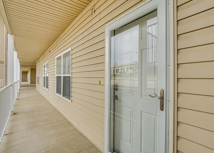 Resort Perks, View: Lands End Condo In Osage Beach