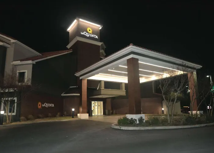 La Quinta By Wyndham Austin Airport Hotel