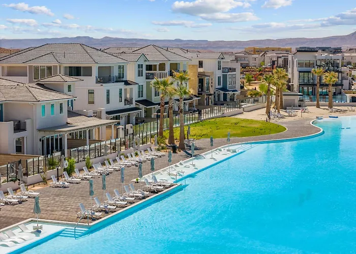 Sandy Beach Estate Home St. George