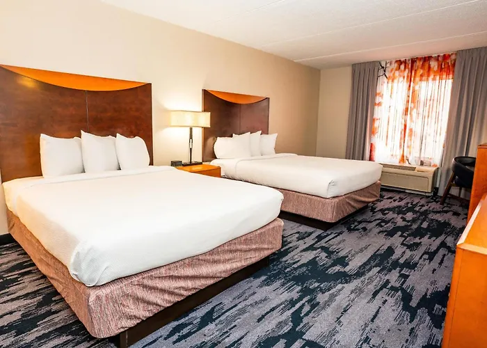 Fairfield By Marriott San Antonio Alamo Plaza Convention Center Hotel