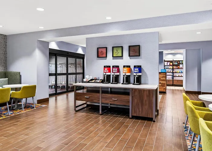 Hampton Inn Omaha/West Dodge Road, Old Mill Boys Town