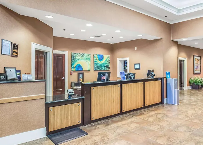 Doubletree By Hilton Columbus Hotel