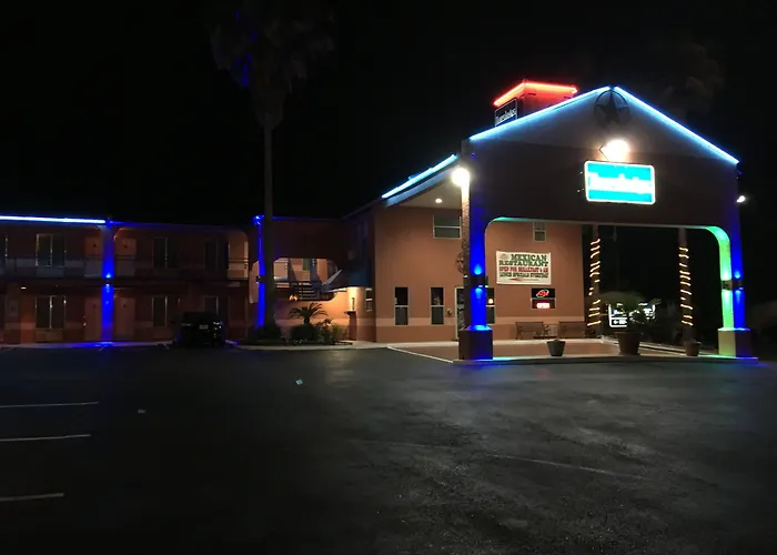Econo Lodge Inn & Suites Near Lackland Afb San Antonio