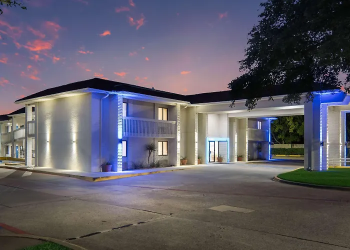 Motel 6-Addison, Tx - Dallas