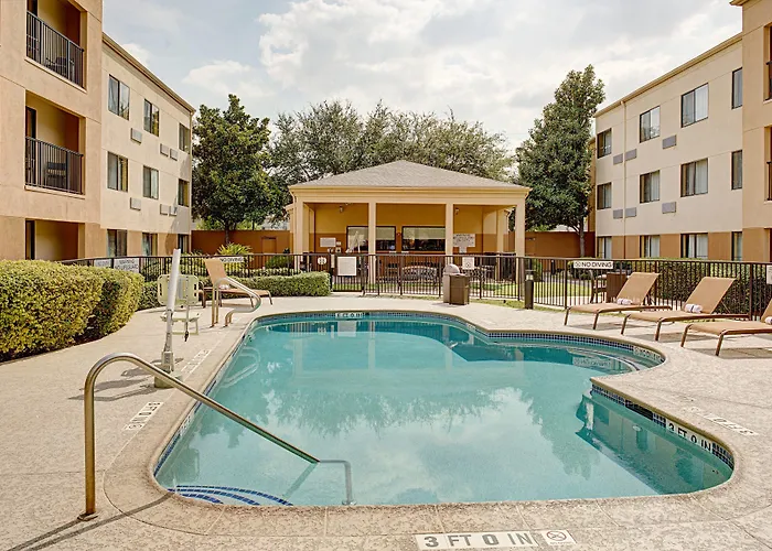 Courtyard Houston Westchase Hotel