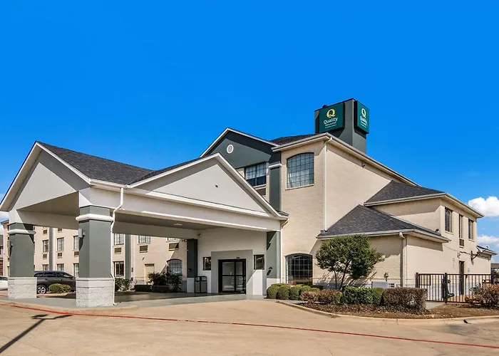 Quality Inn & Suites Fort Worth