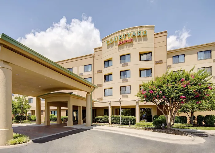 Courtyard By Marriott Roanoke Airport Hotel