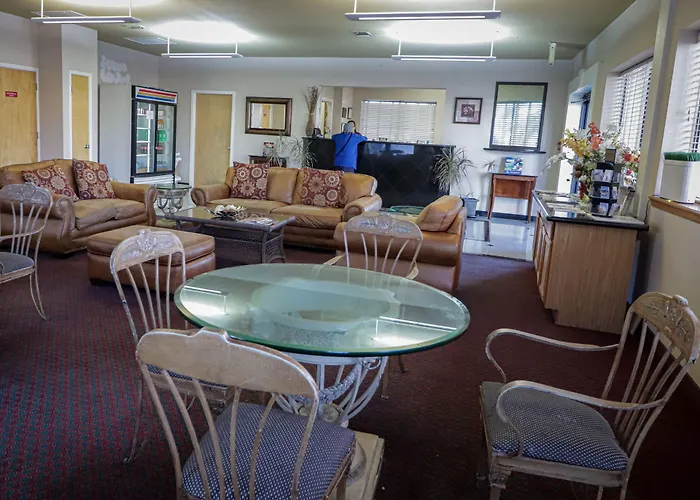 University Inn & Suites San Antonio