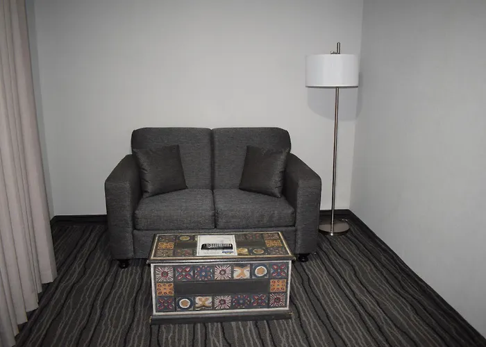 Days Inn By Wyndham Kingston