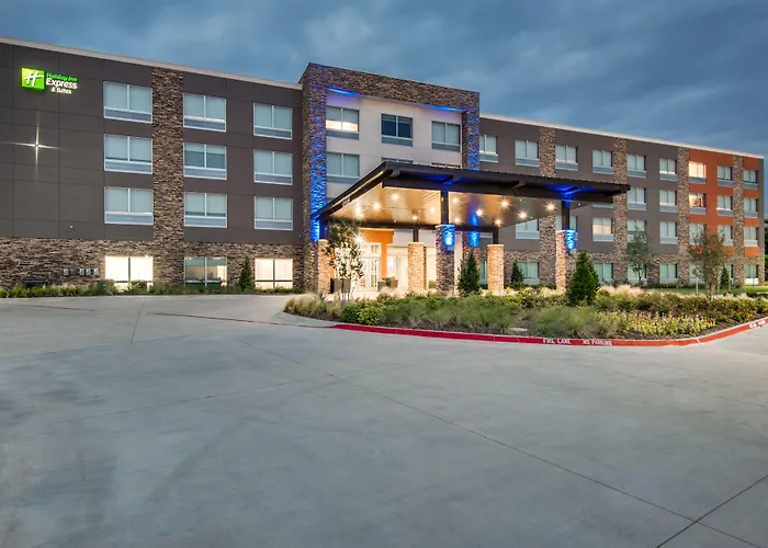 Holiday Inn Express & Suites Dallas North - Addison By Ihg