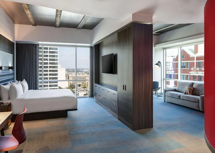 Aloft Fort Worth Downtown