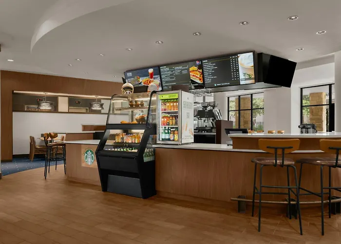 Courtyard By Marriott San Antonio Six Flags At The Rim Hotel