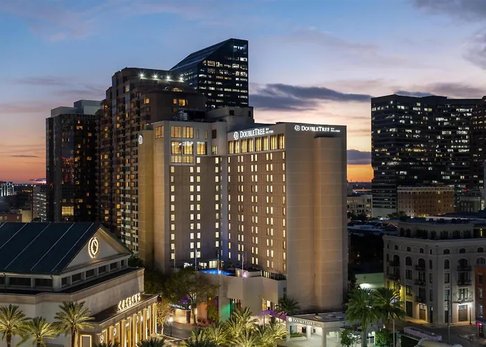 Doubletree By Hilton New Orleans Hotel