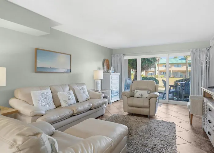 209B - 1Br/1 Bath At Seaspray Condos On Okaloosa Island, Fort Walton Beach, Fl