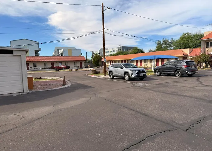 Del Rio Hotel O Near Mesa Downtown