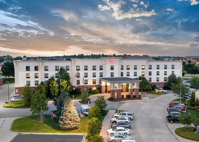 Newly Renovated Hampton Inn Omaha West Lakeside Lane