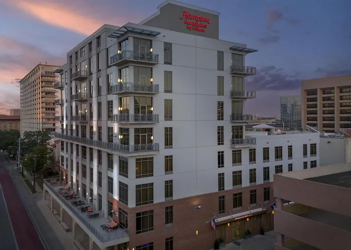 Hampton Inn And Suites Austin University Capitol