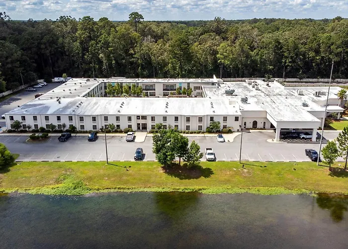 Clarks Inn Savannah Airport Pooler