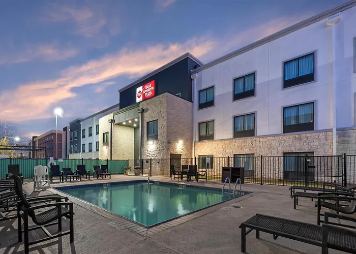 Best Western Plus Austin Airport Inn & Suites