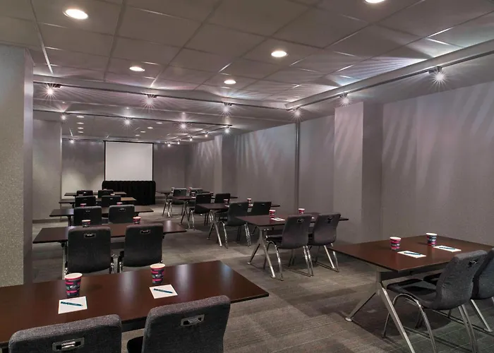 Aloft New Orleans Downtown Hotel