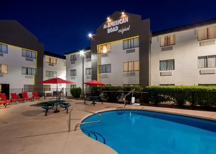 Super 8 By Wyndham Mesa Gilbert Hotel