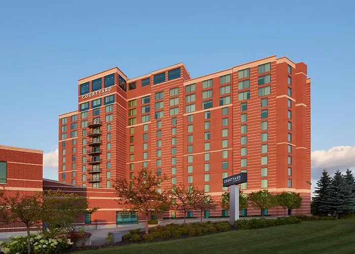 Courtyard By Marriott Ottawa East Hotel