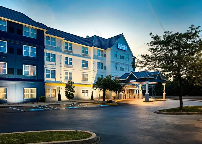 City Express By Marriott Louisville Southeast