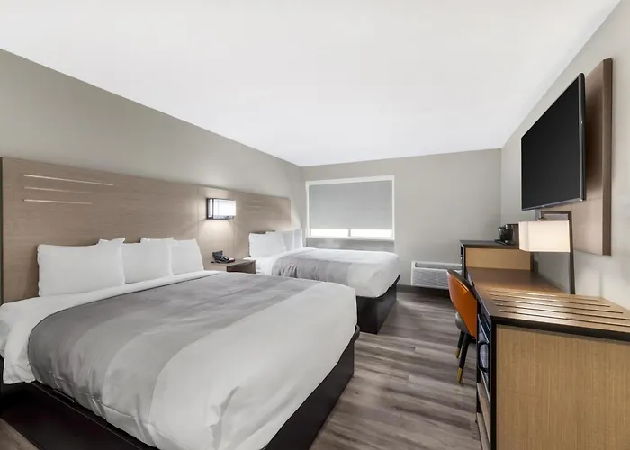 Red Lion Inn & Suites Kansas City
