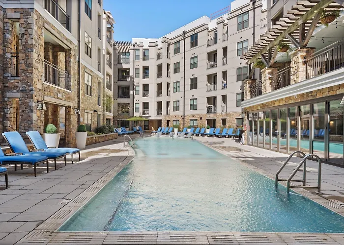 Kasa Dilworth Charlotte Aparthotel