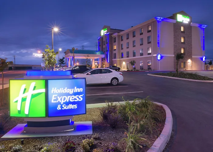 Holiday Inn Express & Suites Bakersfield Airport By Ihg