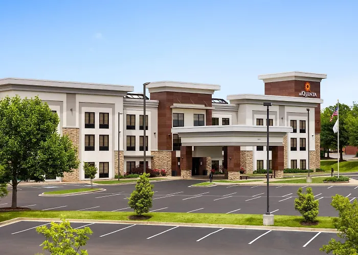 La Quinta By Wyndham Memphis Wolfchase Hotel