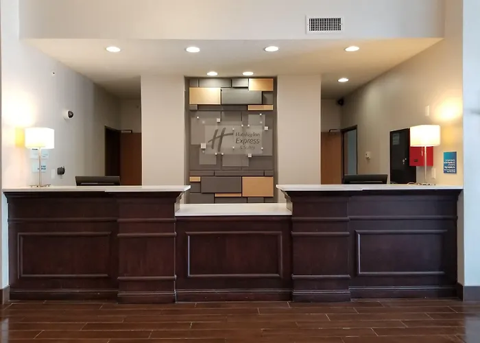 Holiday Inn Express Hotel & Suites Omaha West By Ihg Lane